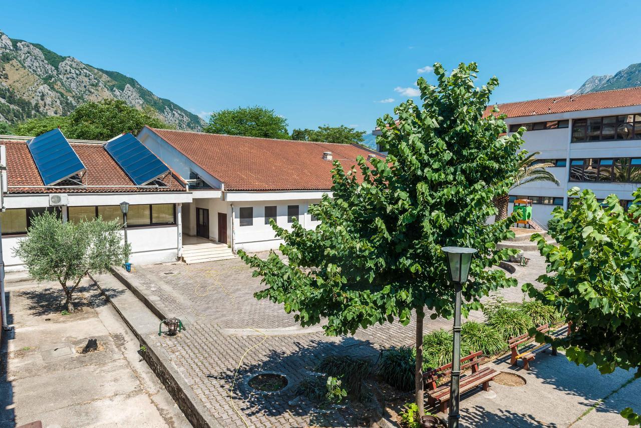 Guesthouse Lovcen Kotor Exterior photo